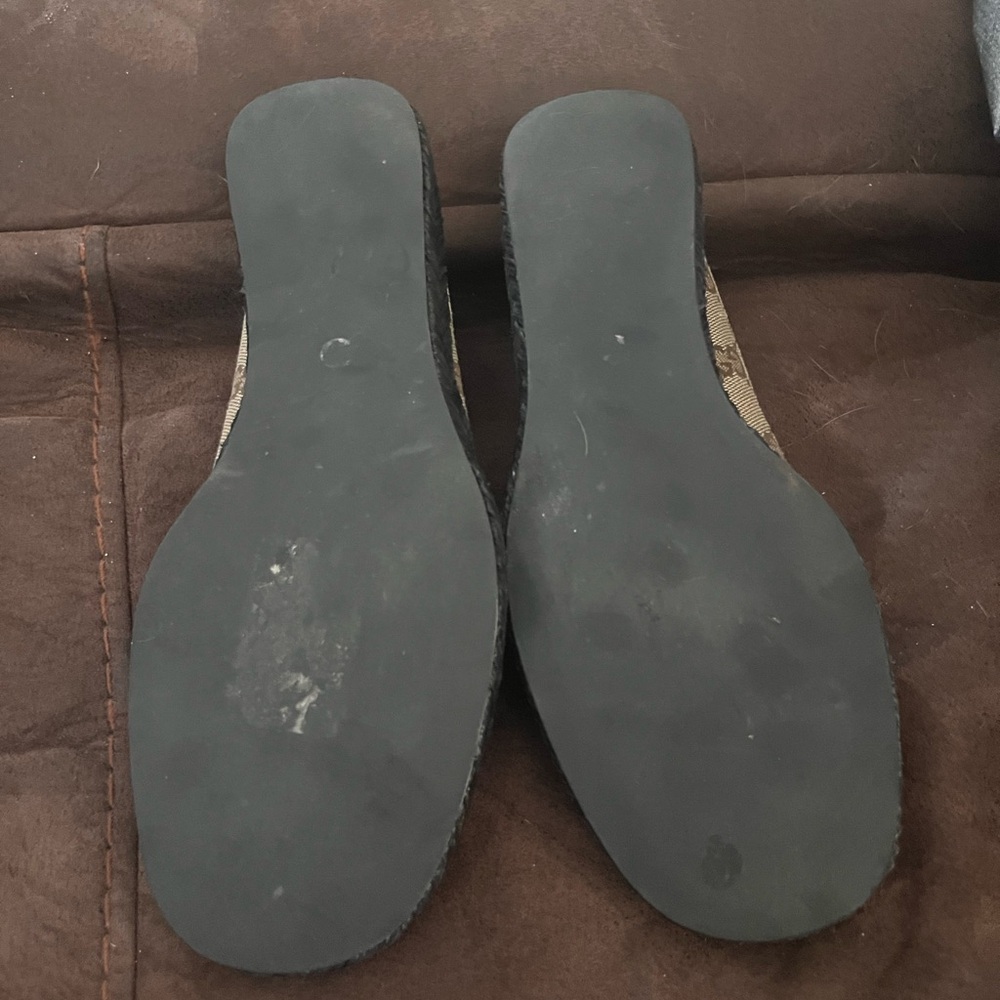 Gucci Mules (Authentic) - Picture 2 of 7